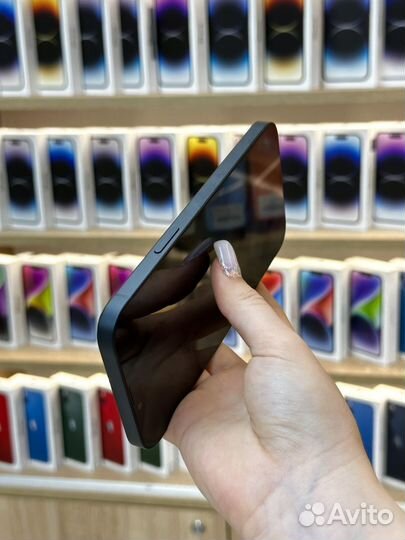 iPhone 14, 256 ГБ