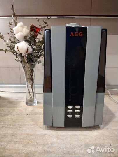 Увлажнитель AEG