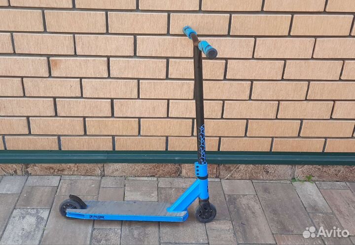 Трюковой самокат