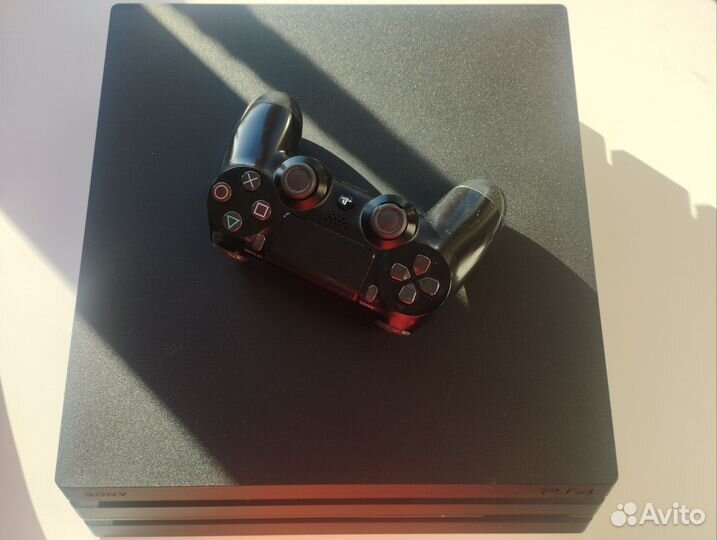 Sony PS4 pro 1tb