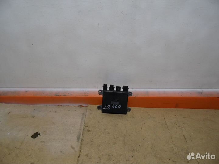 Блок управления впрыском lexus LS 460