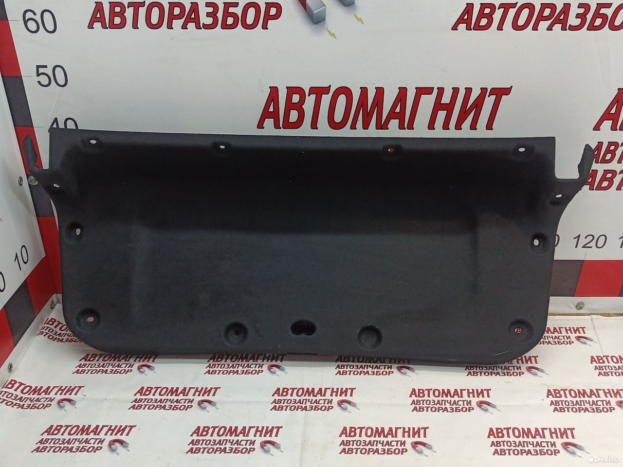 Обшивка крышки багажника Geely Emgrand SS11