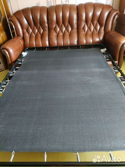 Кожаный диван бу
