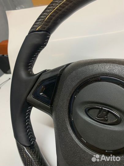 Руль барс ламинирован в натуральный карбон
