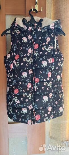 Безрукавка для девочки 152