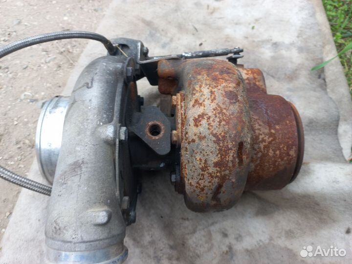 Турбокомпрессор S300G (13809700027) BorgWarner