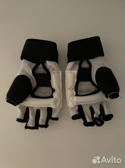 Перчатки для единоборств детские