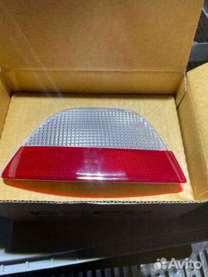 Фонарь задний в бампер правый Ford Focus 1 98-04