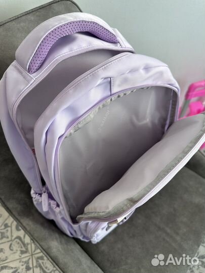 Рюкзак на колесиках