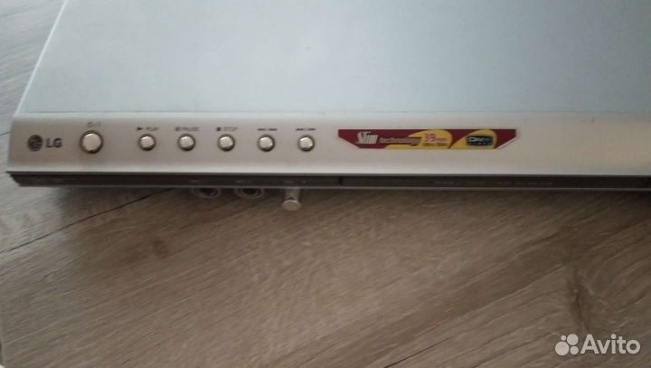 Продаю бу dvd плеер LG рабочий,в хорошем состоянии