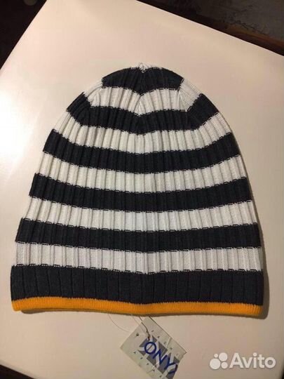 Шапка H&M