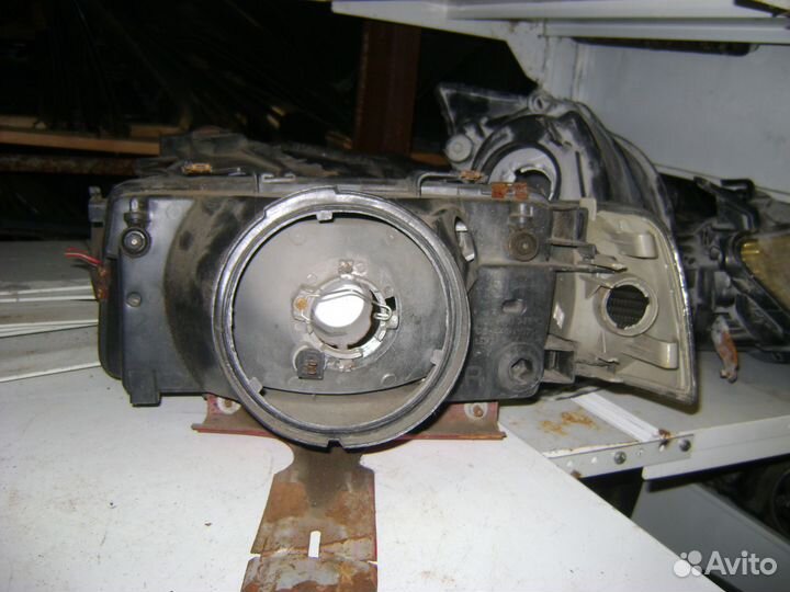 Фара передняя правая Infiniti Q45