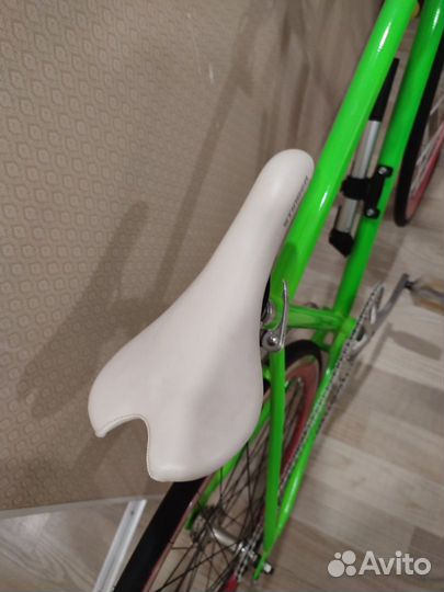 Шоссейный велосипед Stinger