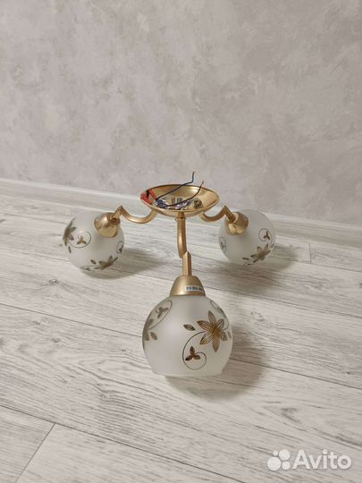 Люстра потолочная бу