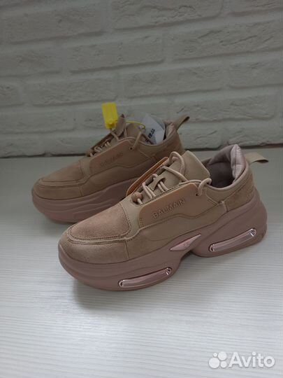Кроссовки р 36,38,39,41