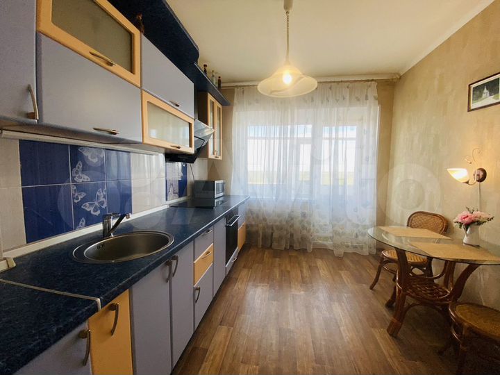 2-к. квартира, 70 м², 9/9 эт.