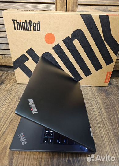 Thinkpad T14p 2.2K i5 13500H/16GB/512GB/SSD512