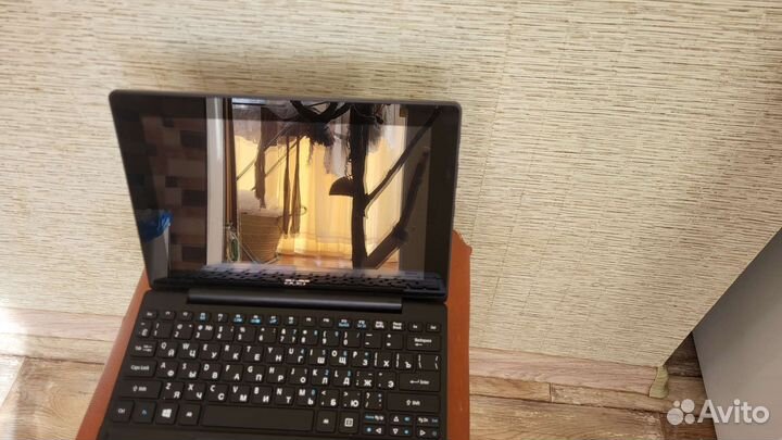 Планшетный компьютер Acer aspire switch 10 E
