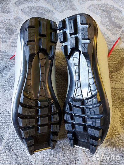 Лыжные ботинки детские 37р