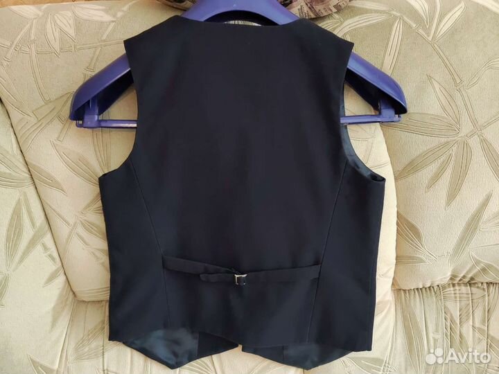 Жилет 134р школьный костюмный на мальчика