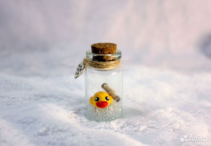 Миниатюра в бутылочке уточка
