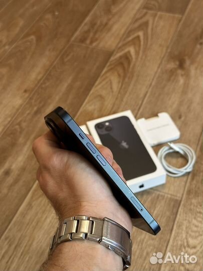 iPhone 13, 256 ГБ