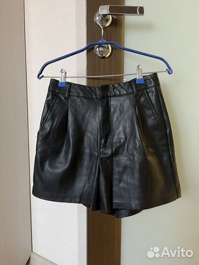 Шорты женские кожаные