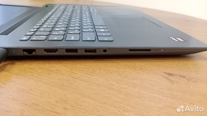 Ноутбук Lenovo ideapad 320-15AST