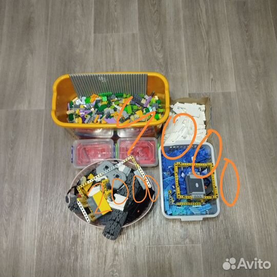 Lego россыпью, лего техник, читайте описание