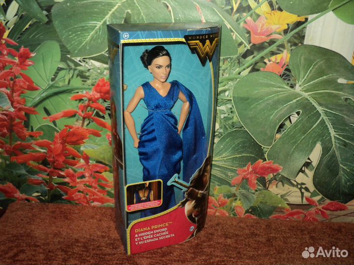 Кукла Чудо-женщина