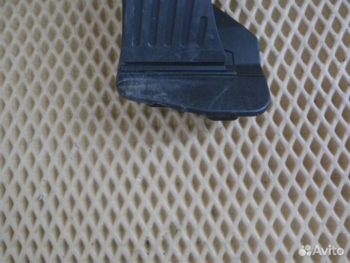 Педаль газа VW Passat CC 2008-2017 (1K2723503AJ)