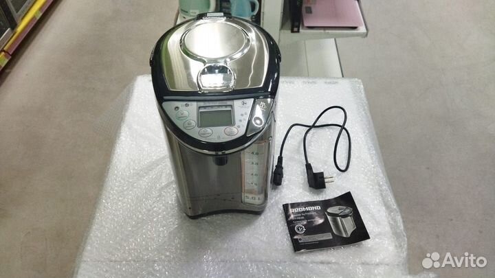 Термопот Redmond RTP-M810S