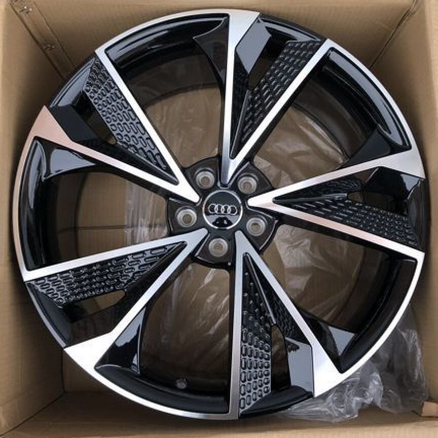 Литые диски Audi 9×R21 5×112