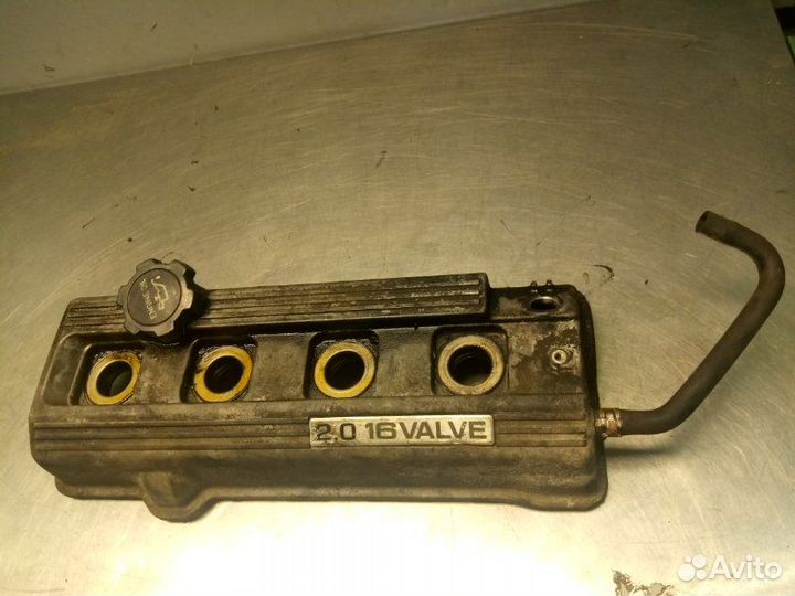 Крышка клапанов Toyota Curren ST206 3SFE 1994-1998