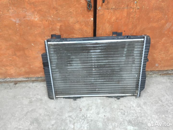 Радиатор основной Mercedes M104