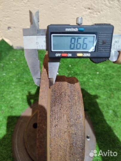 Задний тормозной диск Mercedes-Benz w201