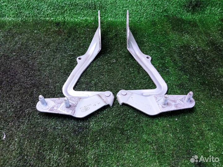 Петля капота Ford Focus 2 (2005-2011)