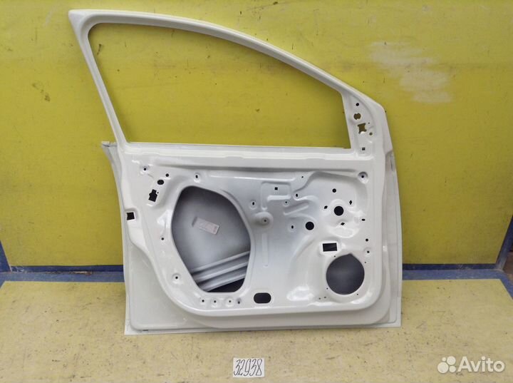 Volkswagen Polo седан Дверь Передняя Левая