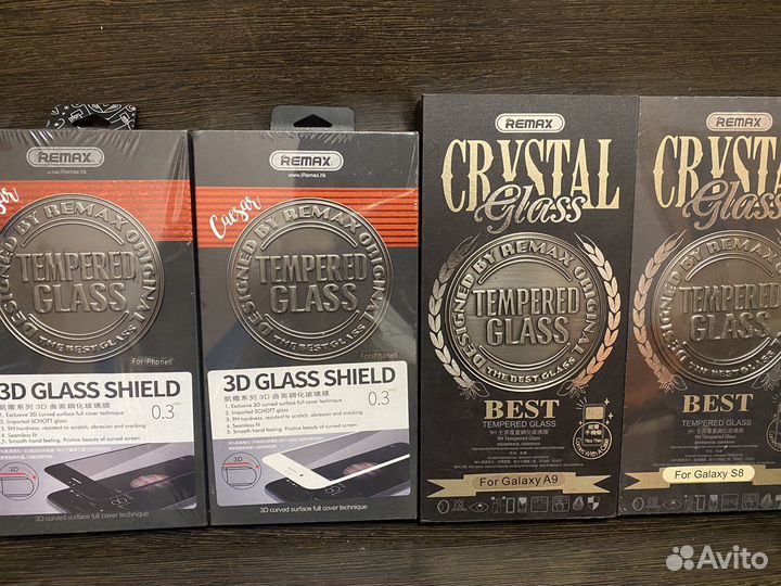 Чехлы на телефоны