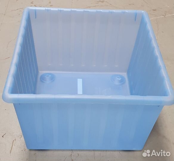 Пластиковый короб Икея на колёсиках с крышкой