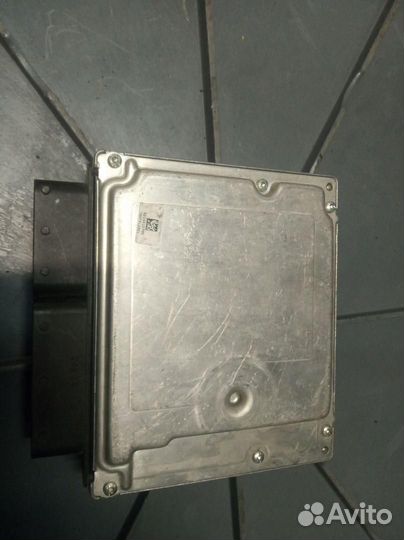 Блок управления двигателем BMW 1 E81/E82/E87/E88