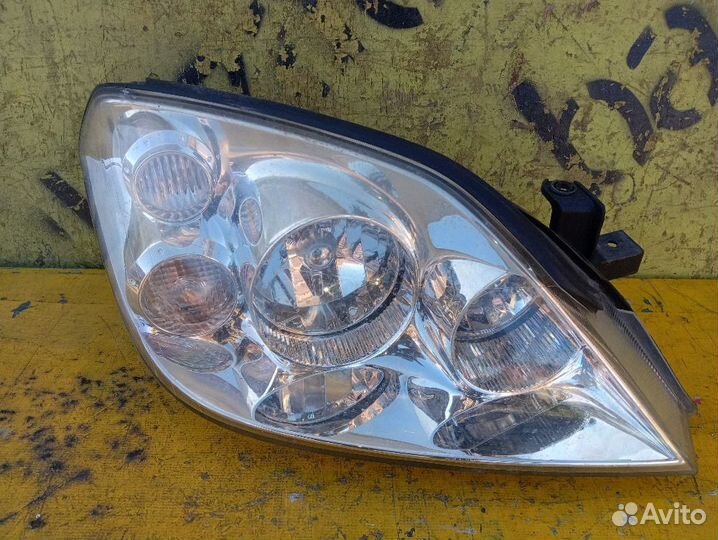 Фара правая 1673 Nissan Primera QP12 QG18DE