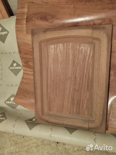 Дверца мебельная