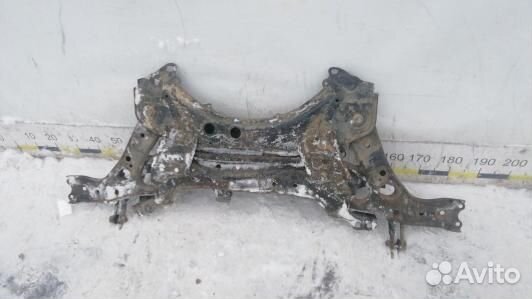 Балка подвески передняя toyota auris E150 (PBE07LG