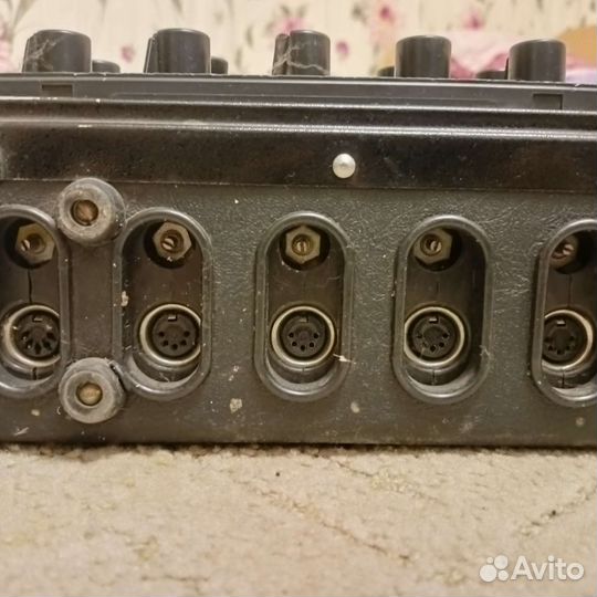 Микшерный пульт карат