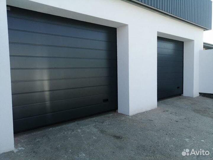 Секционные ворота