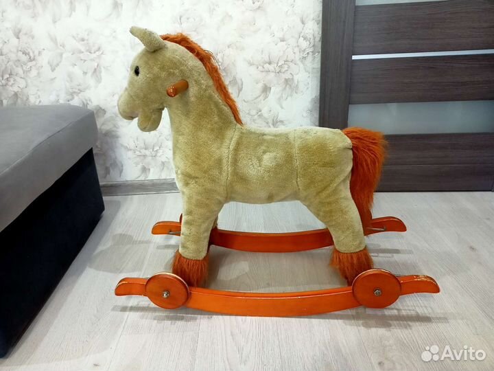 Качалка лошадь