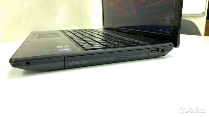 Ноутбук Lenovo для работы и игр Core i5/8Gb/SSD