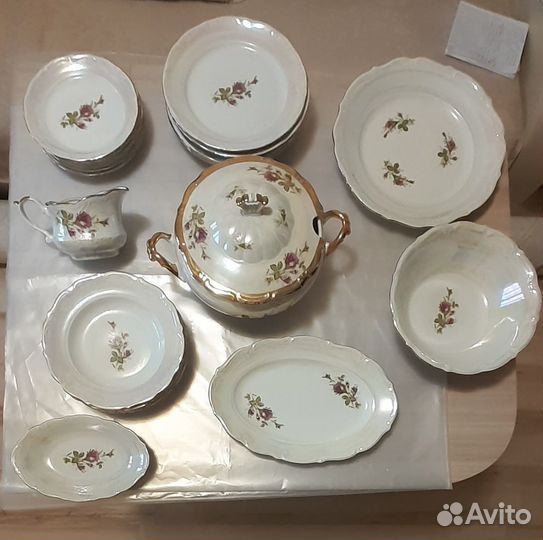 Столовый сервиз 
