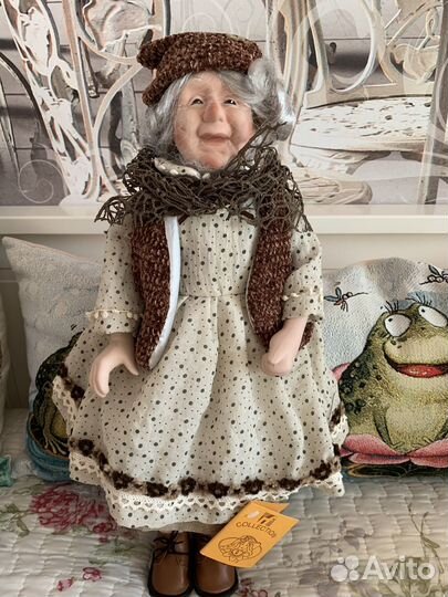 Фарфоровая кукла 42 см Rf Collection